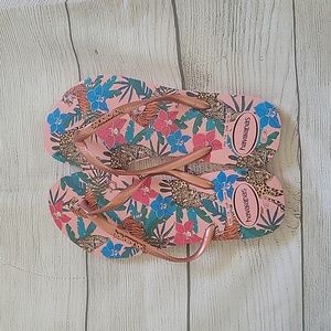 Brand New Never Worn Flip Flips